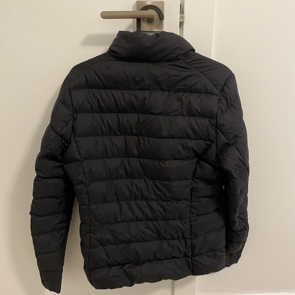 Uniqlo light jacket - Picture 2 of 3